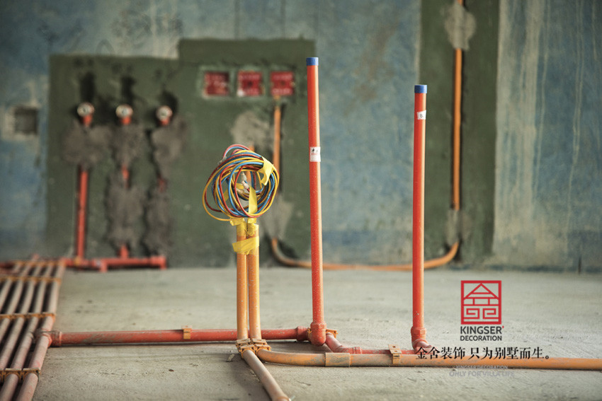 原河名墅裝修施工現場